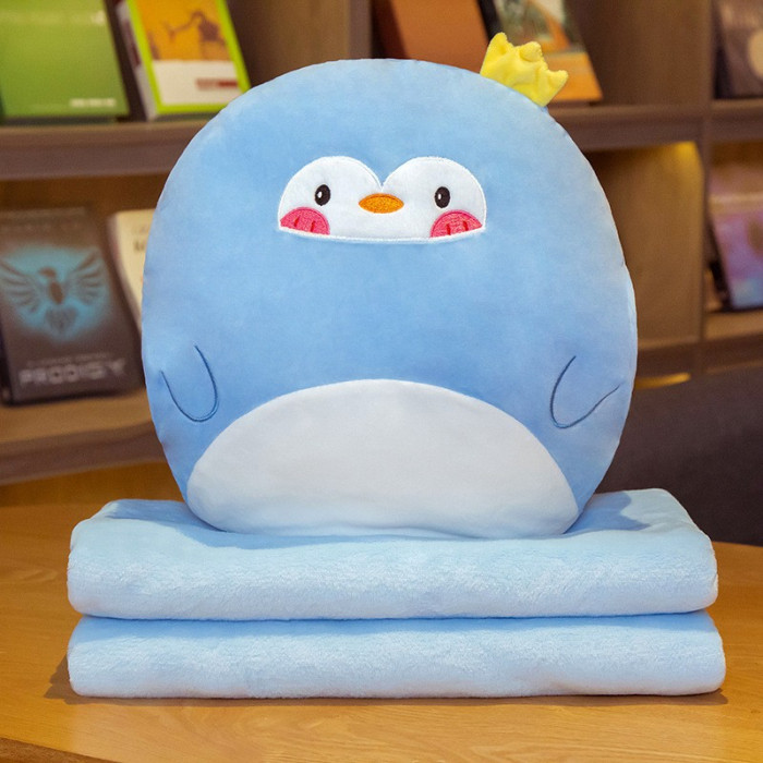 Мягкая игрушка подушка Пингвин Королевский 36*34см, с отверстиями для рук и одеялом 0,8*1м, ТМ Dreamtoys