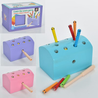 Дерев'яна іграшка Рибалка магнітна, гусениці10шт, вудка, 3кол, кор, 16-10-9,5см /24/