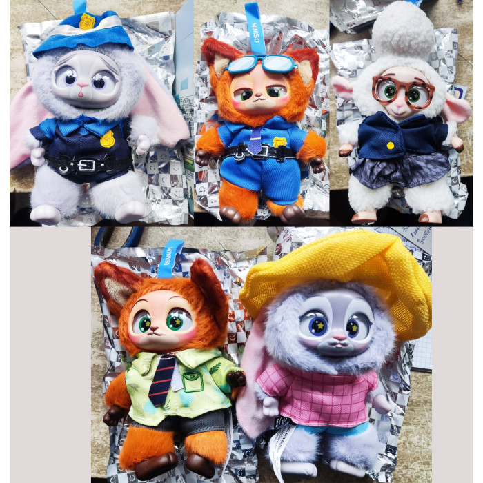 М'яка іграшка-брелок 