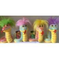 Скарбничка  4 види, символ року, змія, висота 18 см, ОЗВУЧ. УКР. МОВОЮ, співає пісню, МІКС ВИДІВ /200/