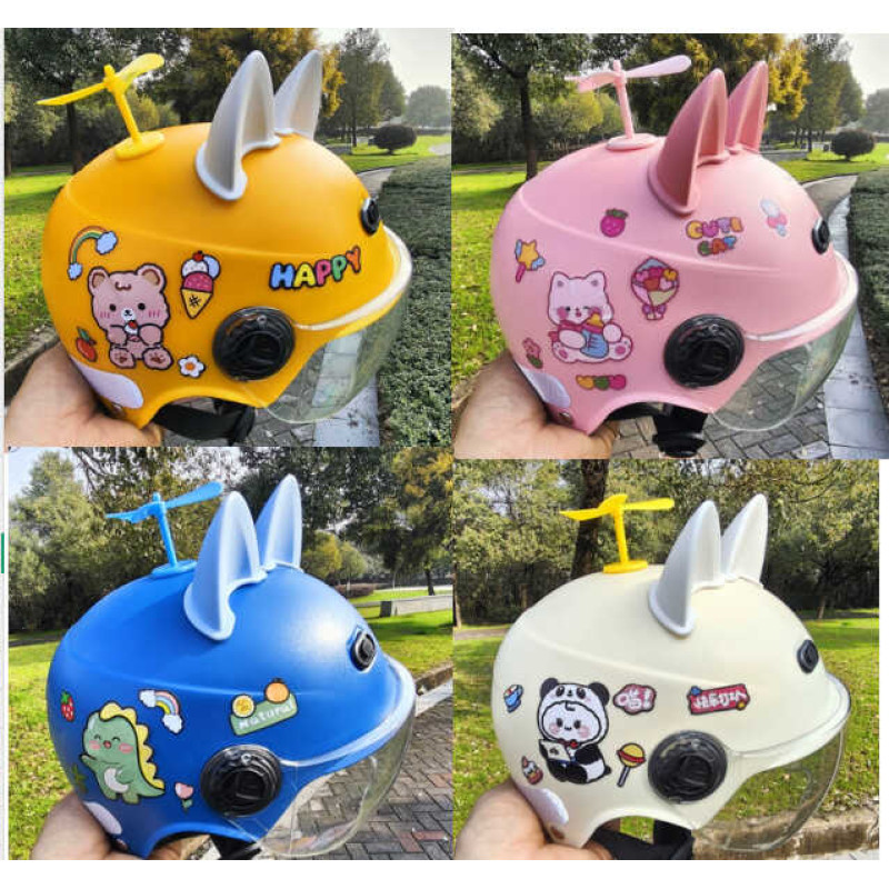 Шолом 4 кольори, знімний візор, регульовані застібки, світловідбивні наліпки, 21*24*16 см, МІКС ВИДІВ, в п-е /40/ Шолом 4 кольори, знімний візор, регульовані застібки, світловідбивні наліпки, 21*24*16 см, МІКС ВИДІВ, в п-е /40/