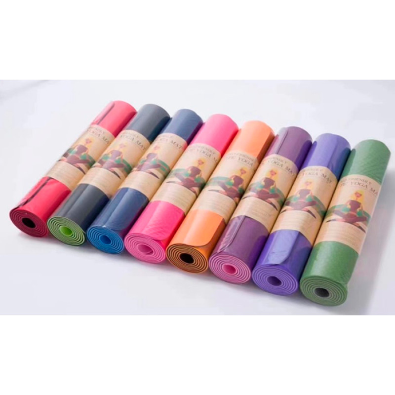 Йогамат TPE, розмір 183-61см, товщина 0,8см, двокольоровий, мікс кольорів, у п/е 61-12,5-12,5см /12/